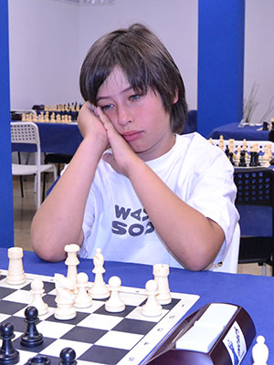Bishayev Mora, Liam